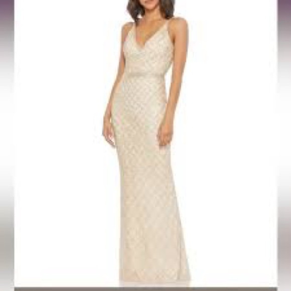 (80/360) ❤️ BNWT MAC DUGGAL BEADED GOWN #5374 - Picture 6 of 15